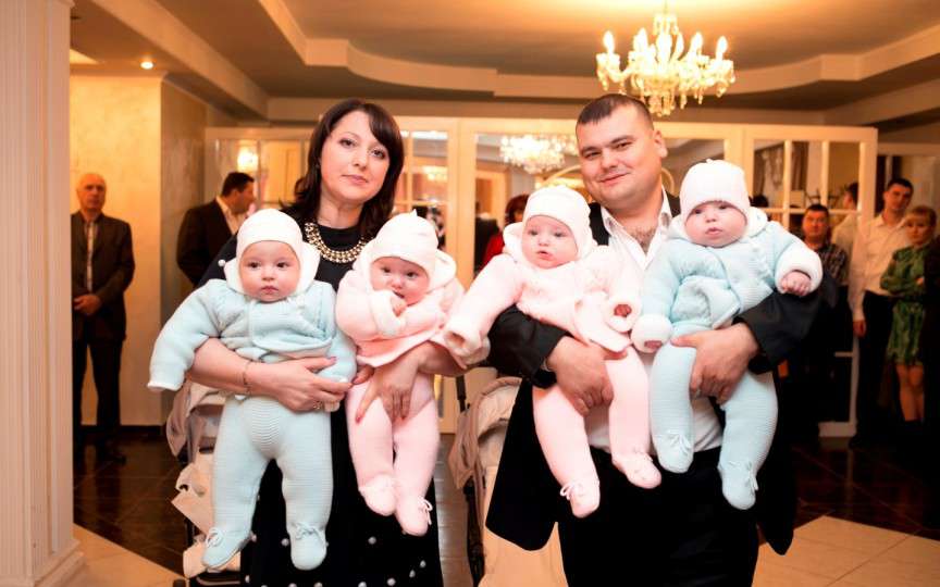 Mamă de cvadrupleţi. Şi cu al patrulea ce facem?