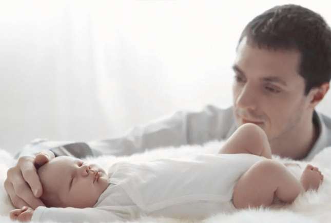 Cum să-ți pregătești partenerul pentru venirea unui copil: sfaturi utile de la psihologi