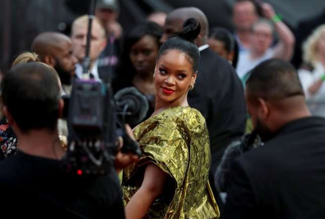 (Foto) Rihanna a devenit mamă pentru a treia oară la 37 de ani — a dezvăluit numele fiicei sale