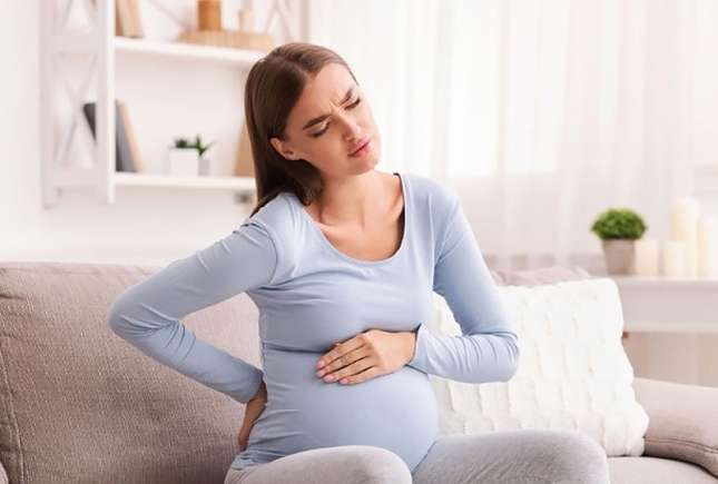 Desprinderea placentei în primele săptămâni de sarcină: cauze, simptome și tratament