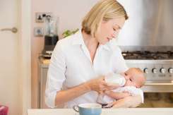 Alergia la formula de lapte la sugari: simptome, cauze și tratament