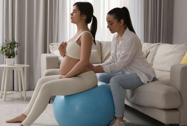 Yoga în sarcină pe trimestre – ghid sigur pentru exerciții și mișcare