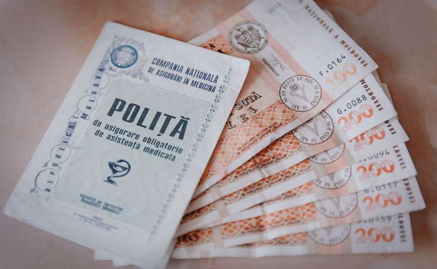 Prima de asigurare medicală 2026 poate fi achitată cu reducere până la 31 martie