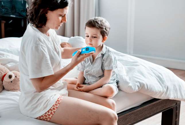 Cum folosim corect antibioticele la copii – reguli esențiale pentru părinți