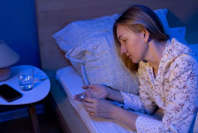 Melatonina: 5 adevăruri despre hormonul somnului și riscurile administrării fără control medical