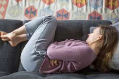 Dureri menstruale: când devin o problemă medicală și ce spun specialiștii